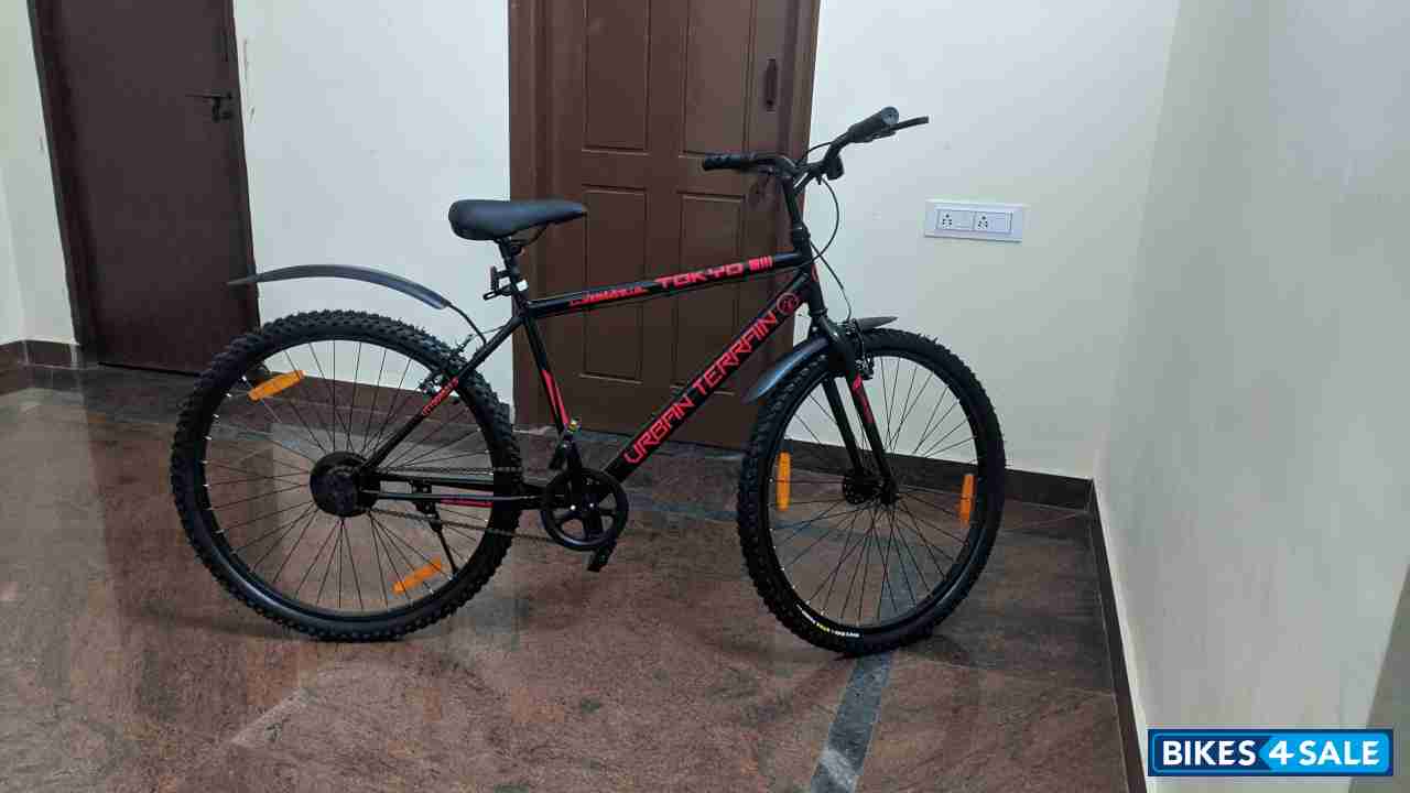 Bicycle urban terrain tokyo Bicycle urban terrain tokyo