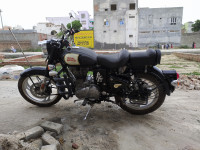 Black Royal Enfield Classic 350 2021