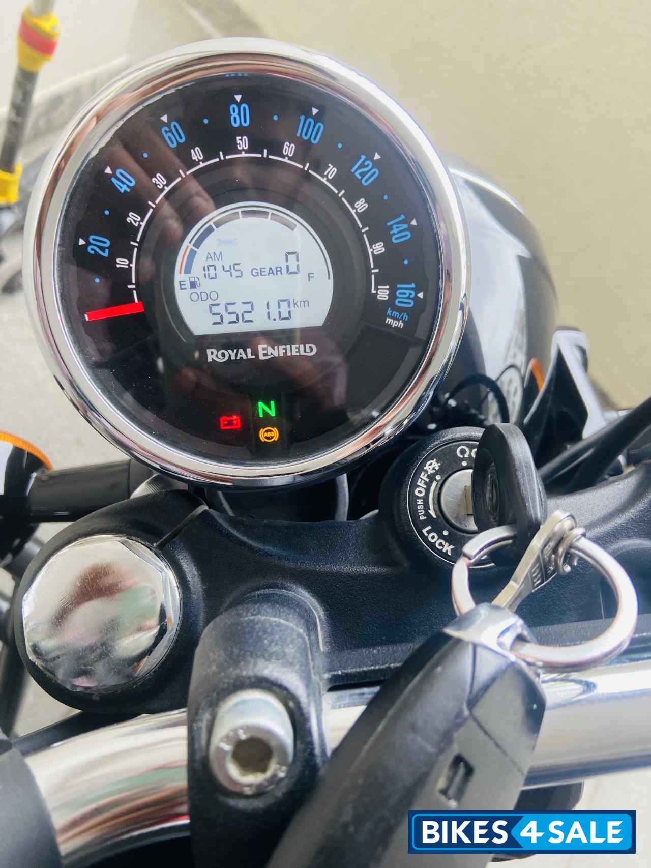 Stellar Black Royal Enfield Meteor 350 Stellar Stellar Black Royal Enfield Meteor 350 Stellar