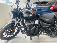 Stellar Black Royal Enfield Meteor 350 Stellar