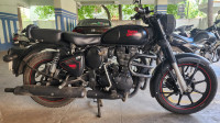 Stealth Black Royal Enfield Classic 350 BS VI