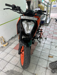Black Electronic Orange KTM Duke 200 2020