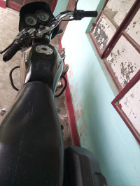 Bajaj Platina 125 DTS-Si