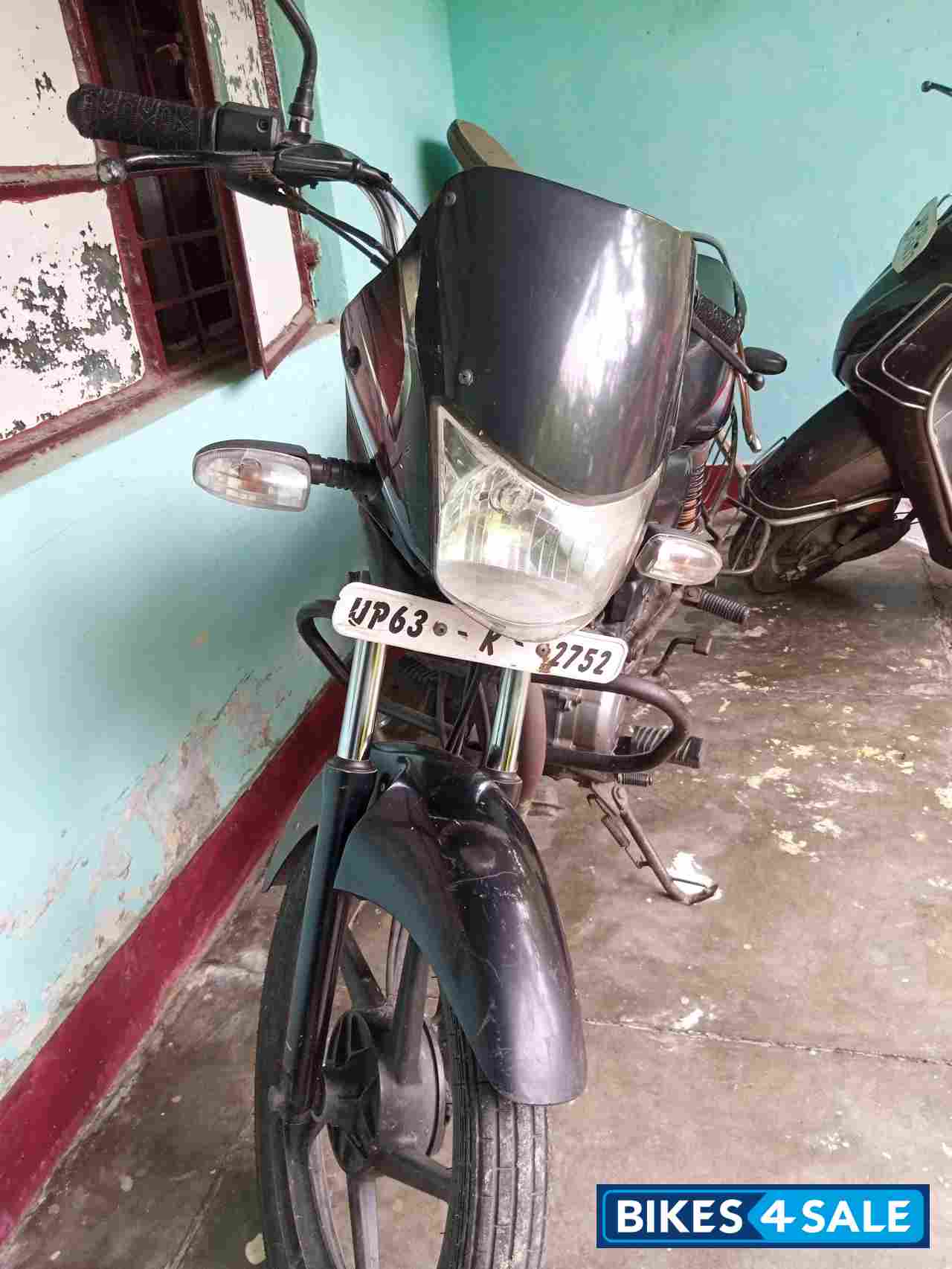 Bajaj Platina 125 DTS-Si