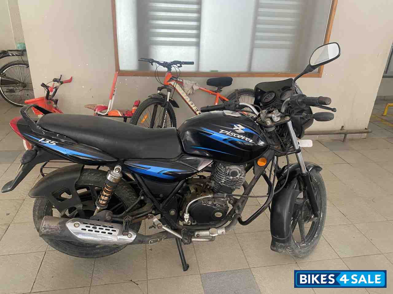 Bajaj Discover DTSi 135