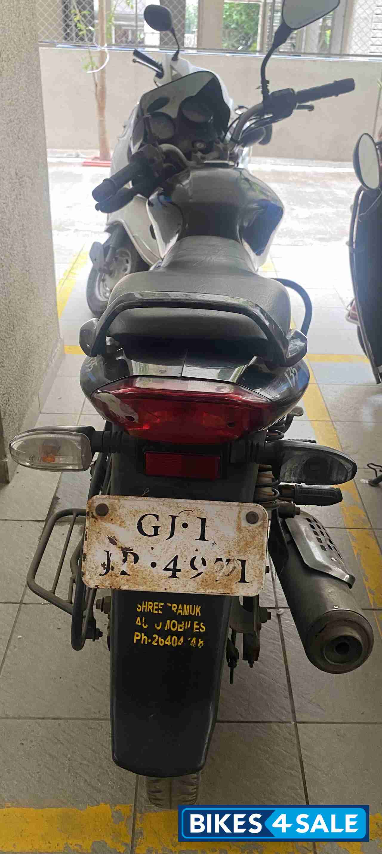 Bajaj Discover DTSi 135