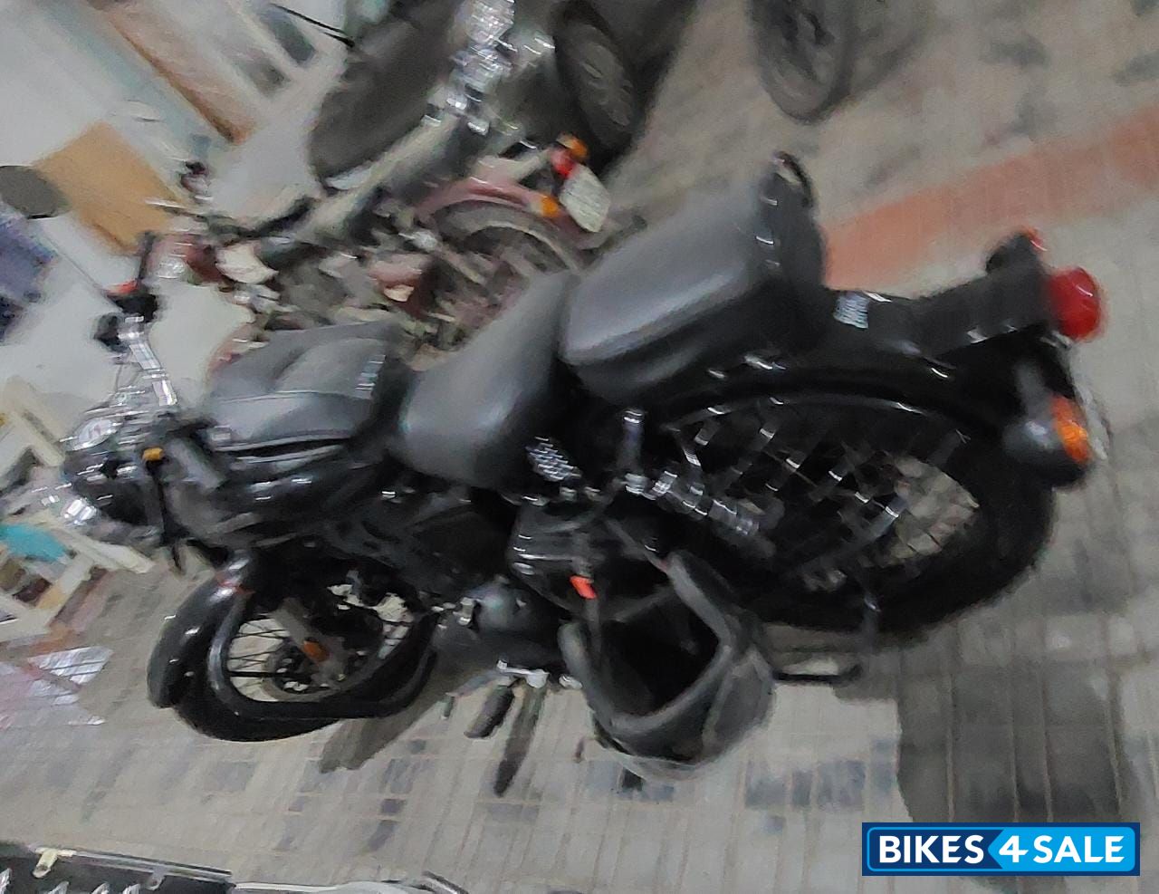 Royal Enfield Classic 350