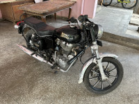Black Royal Enfield Bullet Electra Twinspark
