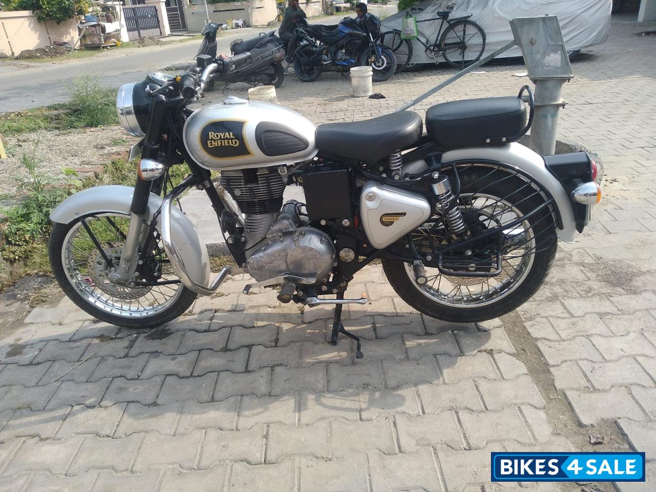 Royal Enfield Classic 350 BS VI