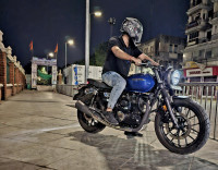 Athletic Blue Metallic Colour Honda CB350RS