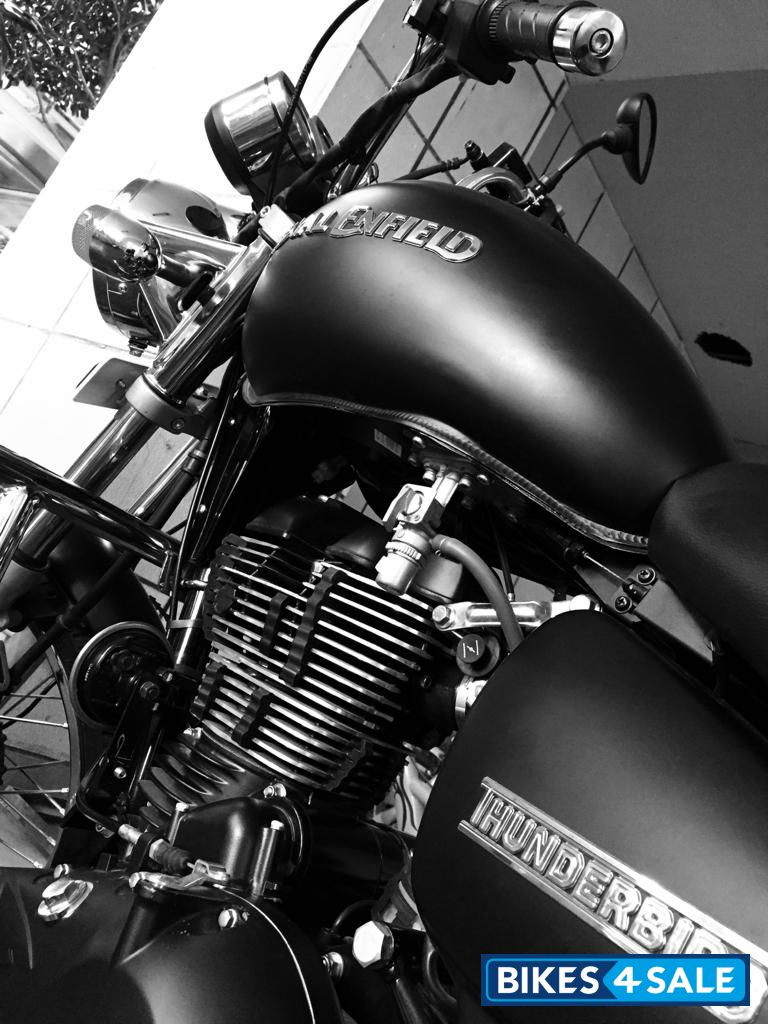 Matte Black Royal Enfield Thunderbird TwinSpark 350