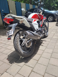 White Red Honda Unicorn Dazzler