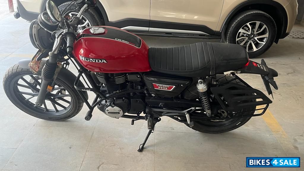 Honda 2023 CB350RS DLX Pro Dual Tone