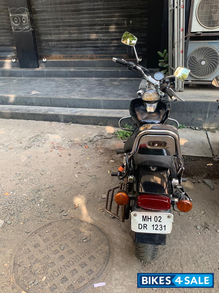 Bajaj Avenger 220 DTS-i