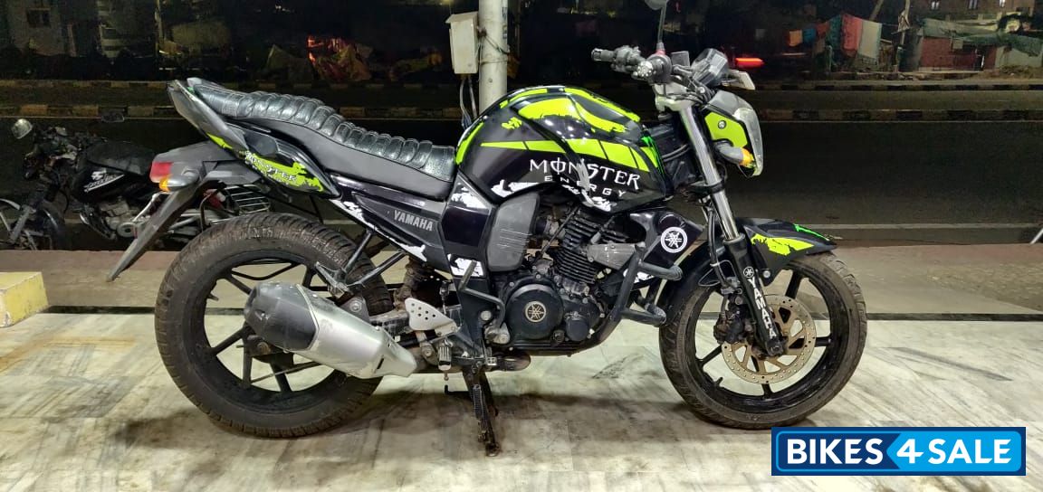 Yamaha FZ