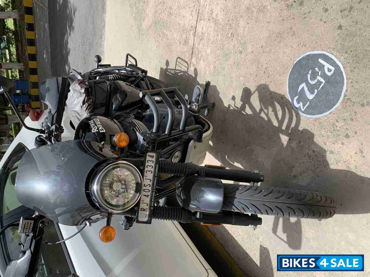 Royal Enfield Meteor 350 Fireball