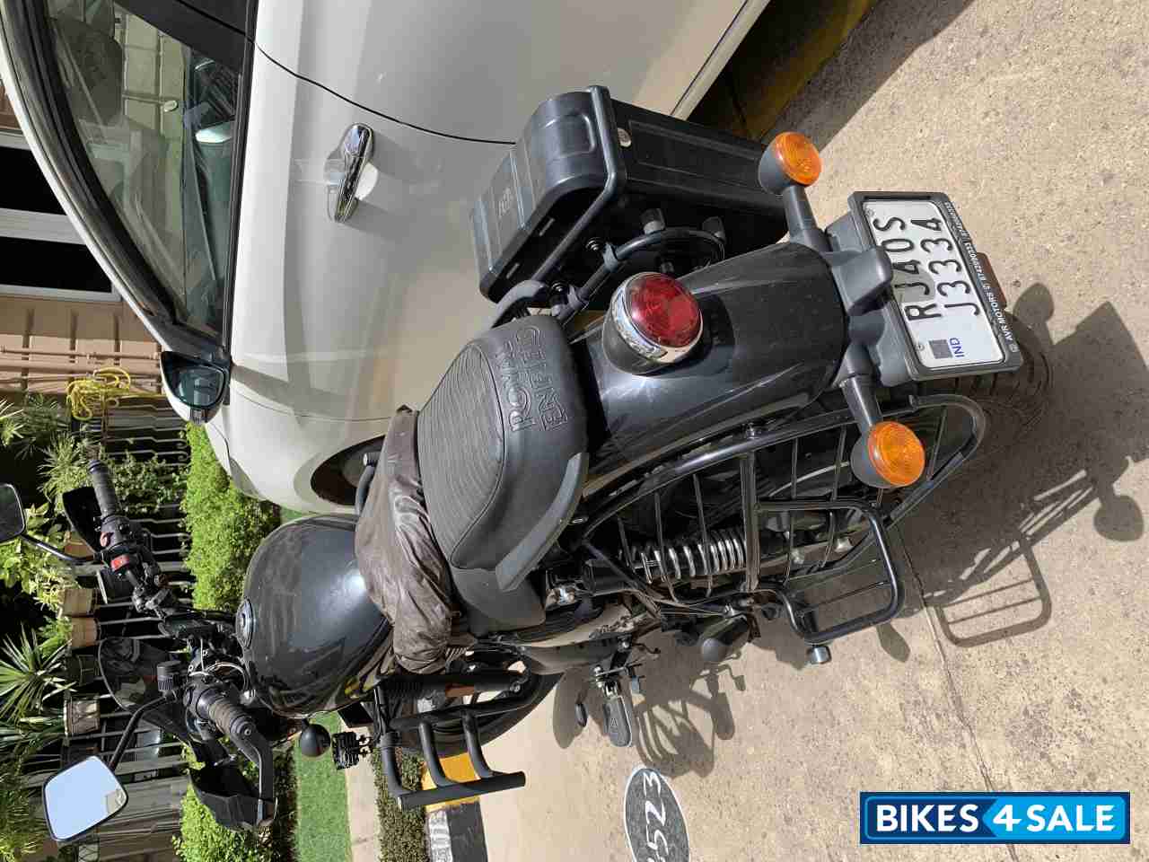 Royal Enfield Meteor 350 Fireball