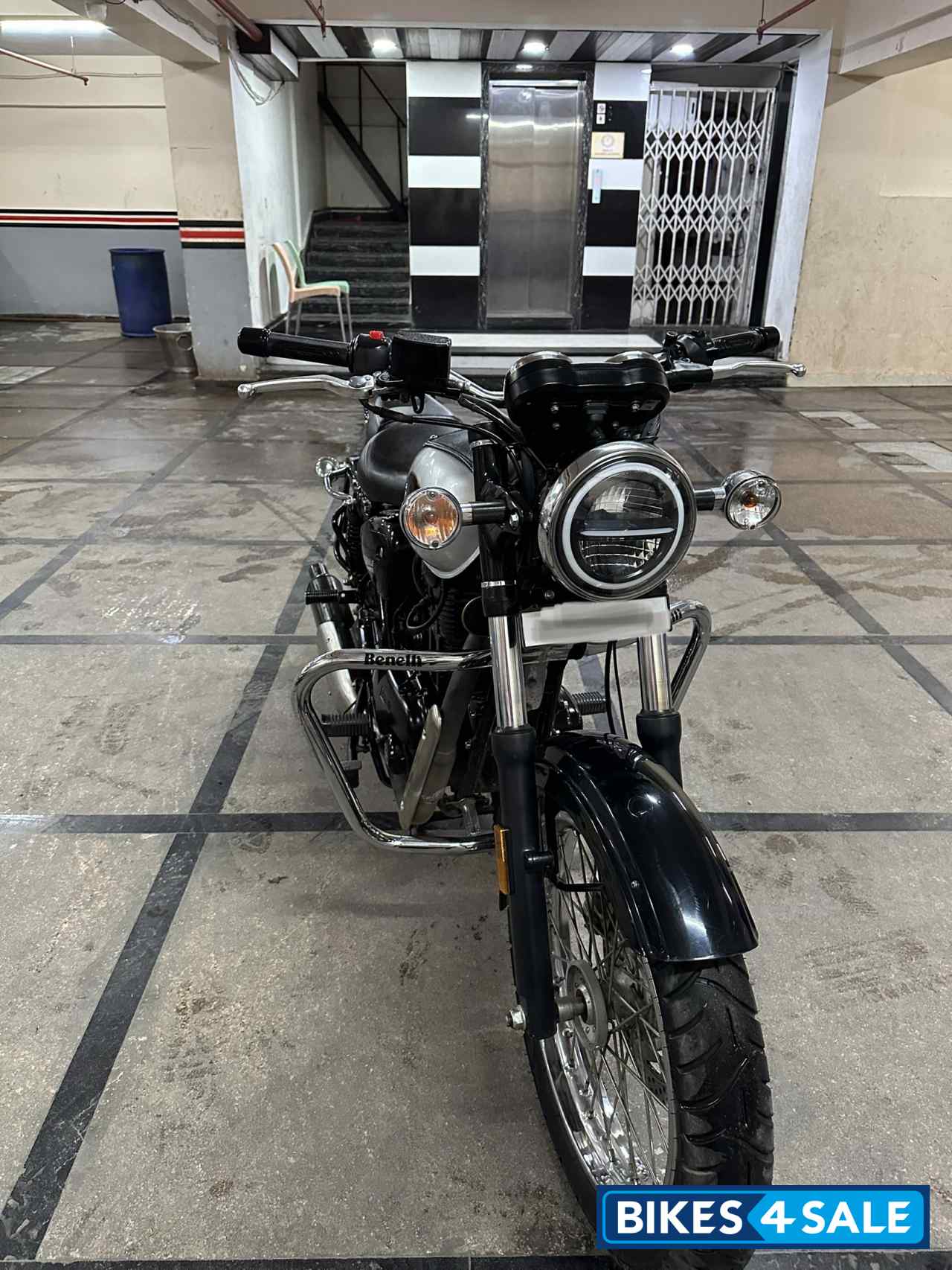 Benelli Imperiale 400 BS6