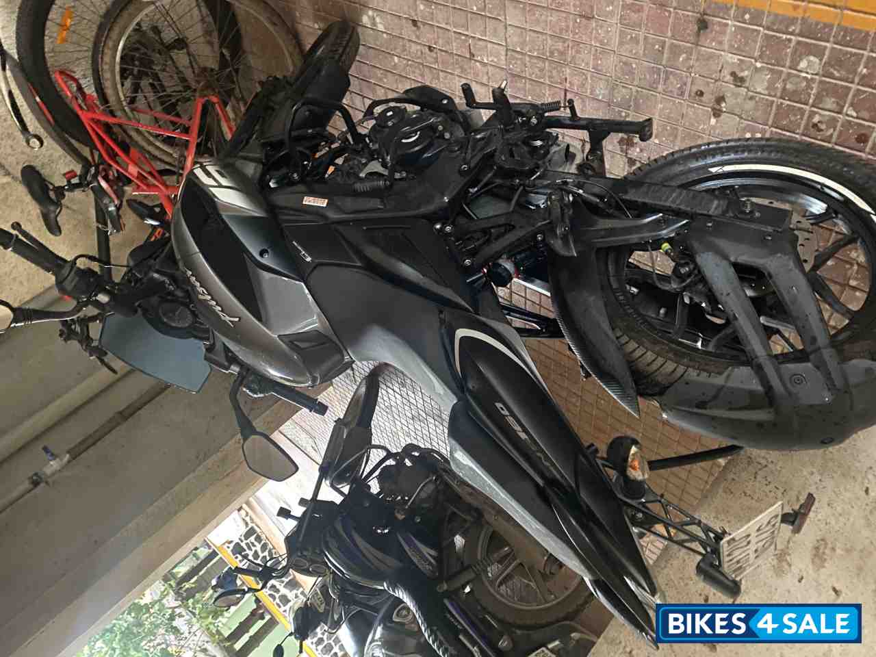 Grey Bajaj Pulsar NS 160