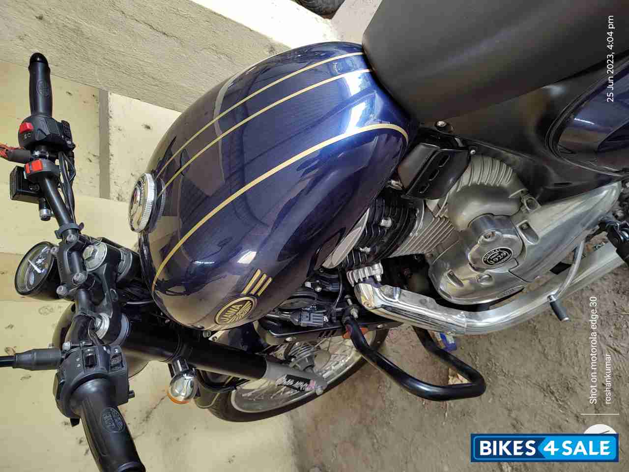 Jawa forty two BS6 Jawa forty two BS6