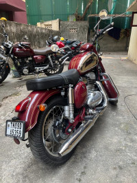 Maroon Jawa Jawa BS6