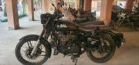 Black Royal Enfield Classic 500