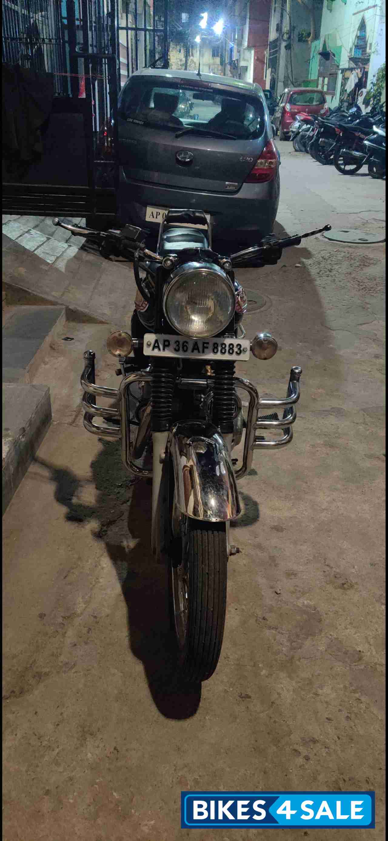 Royal Enfield Bullet 350