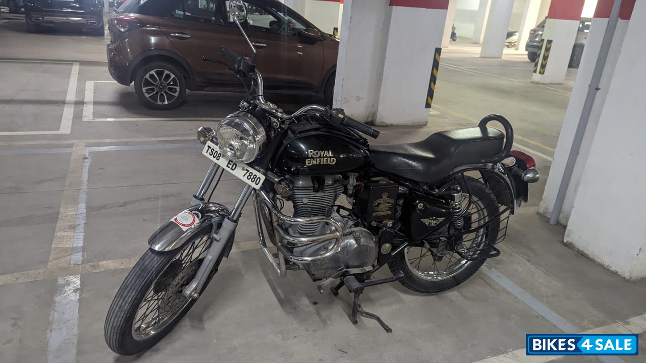 Black Royal Enfield Bullet Electra