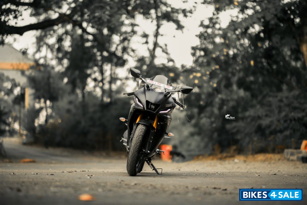 Yamaha R15 V4