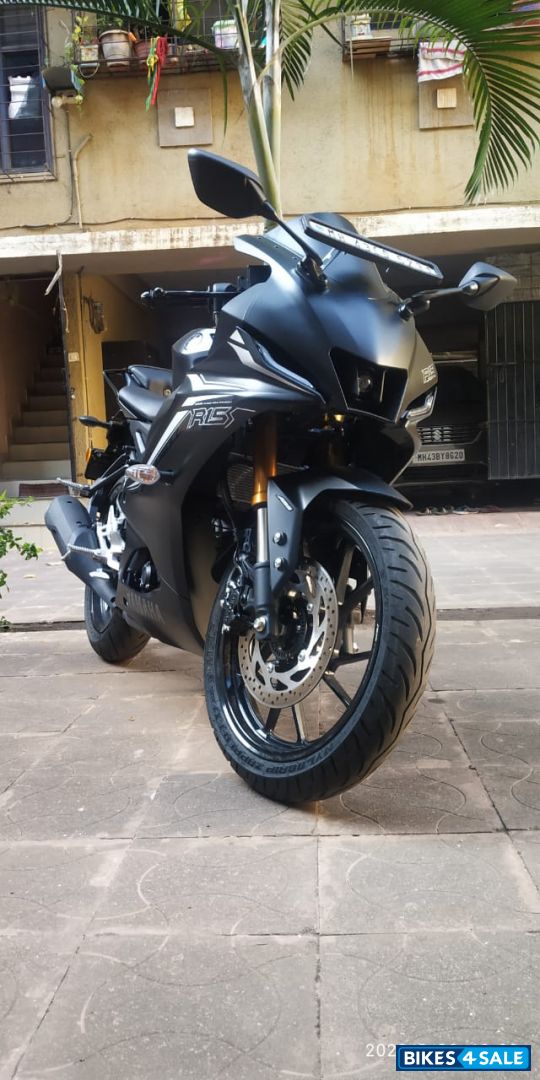 Yamaha R15 V4