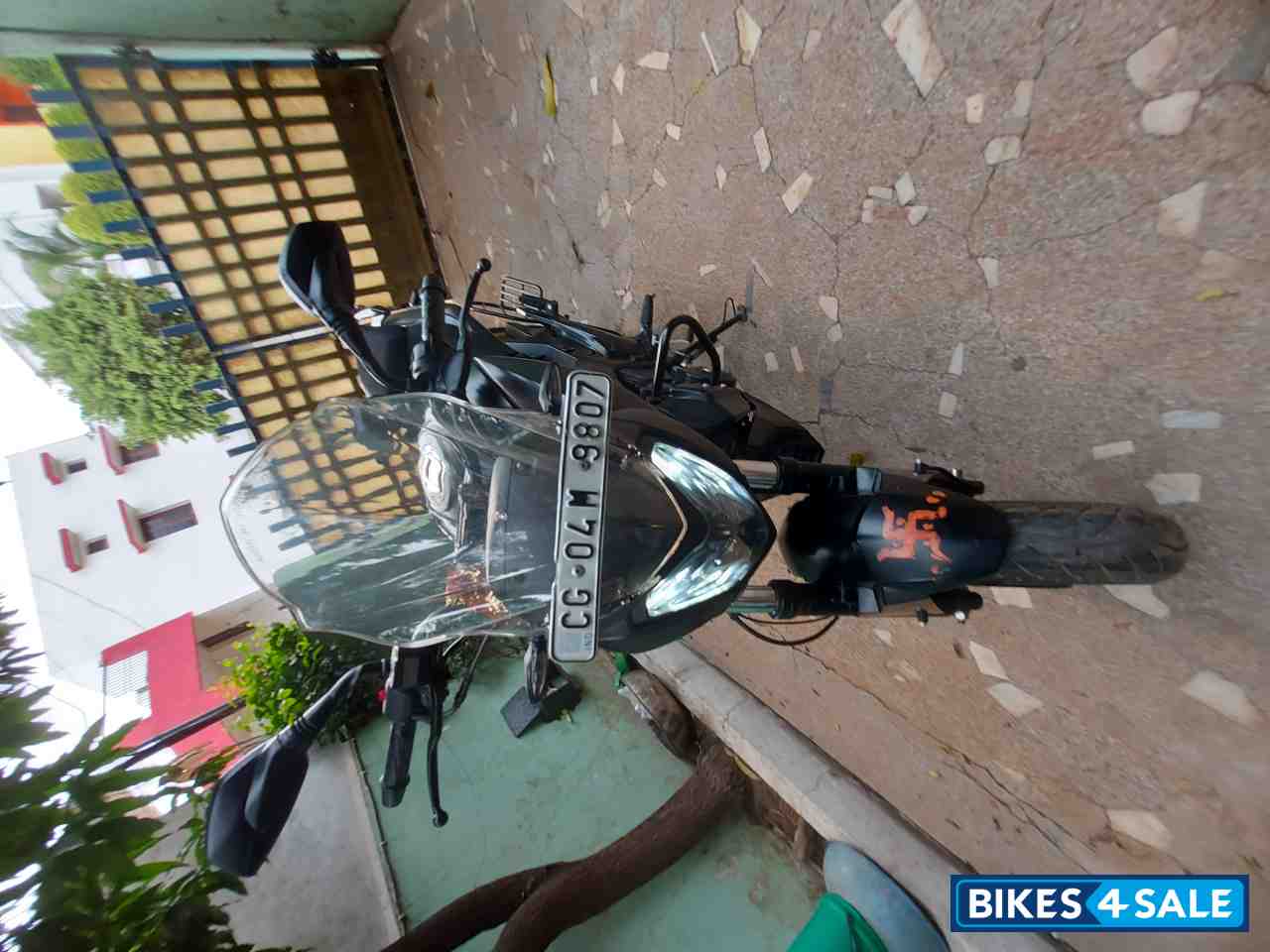 Matte Black Bajaj Dominar 400 ABS BS6