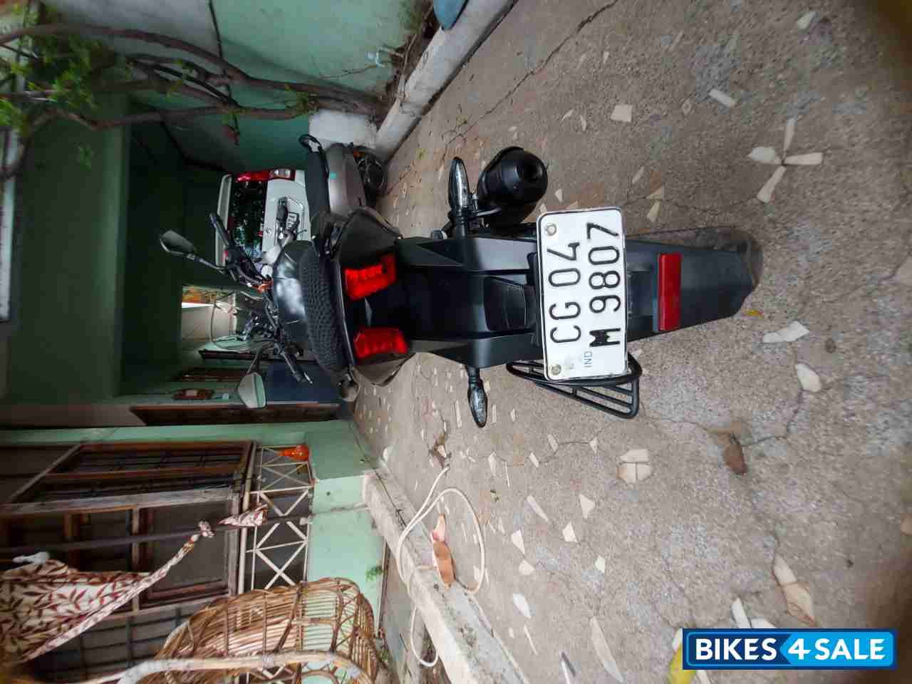 Matte Black Bajaj Dominar 400 ABS BS6
