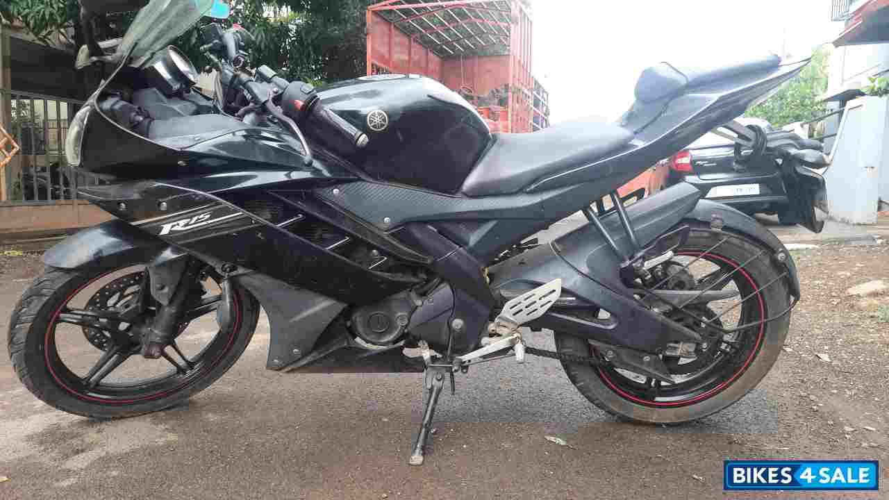 Yamaha YZF R15 V2