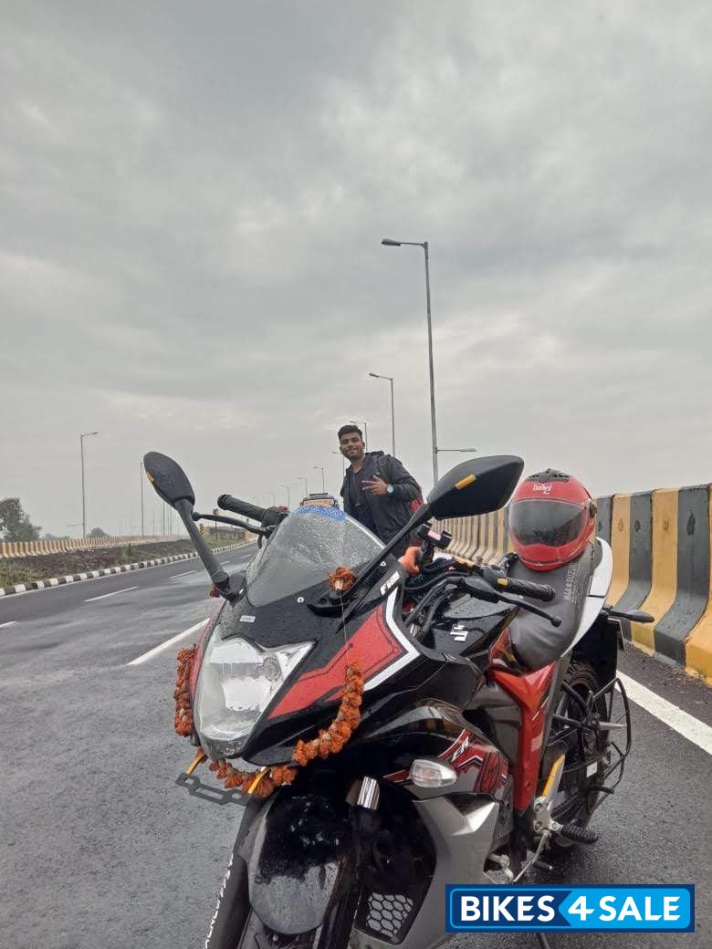 Suzuki Gixxer SF Fi Suzuki Gixxer SF Fi