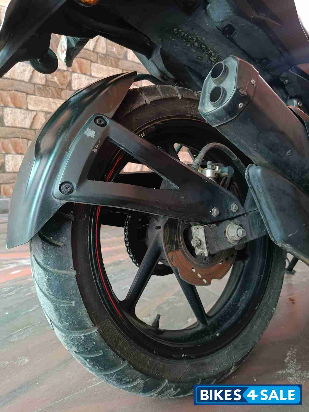 Black TVS Apache RTR 160 4V