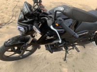 Black TVS Raider 125
