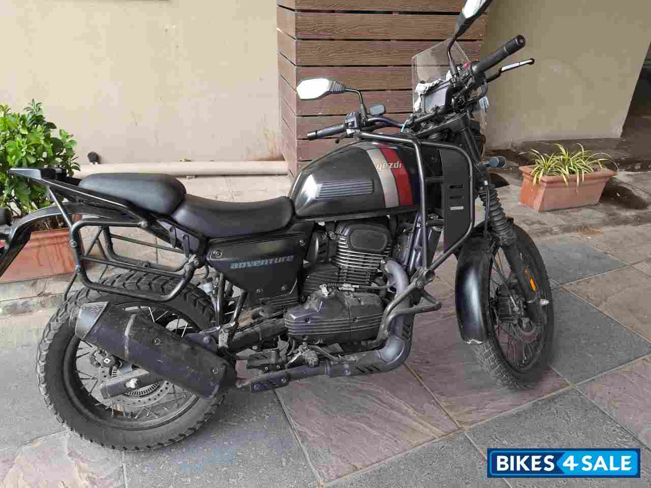 Mambo Black Yezdi Adventure Matte