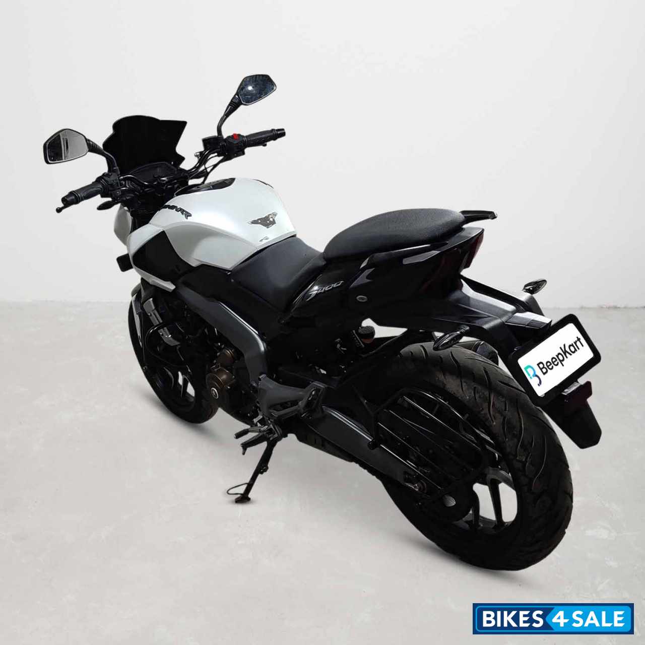 Bajaj Dominar 400
