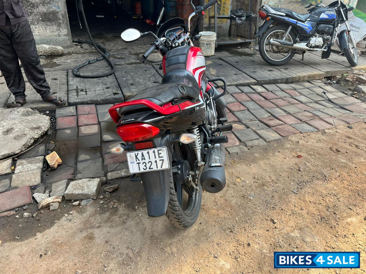 Hero Super Splendor BS6