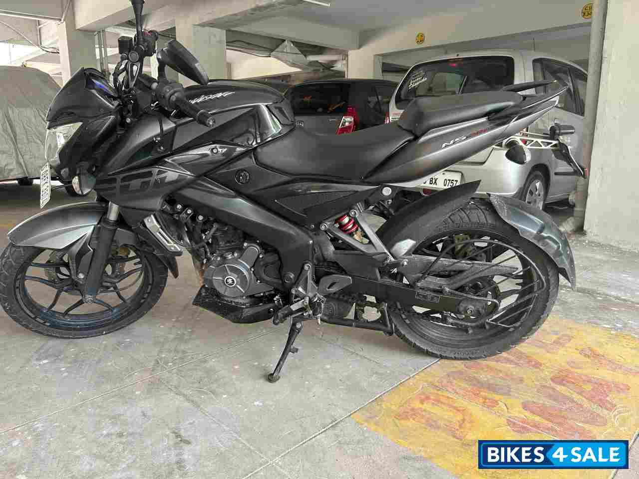 Bajaj Pulsar 200 NS