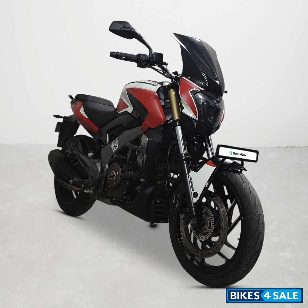 Bajaj Dominar 400