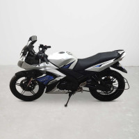 Yamaha YZF R15 S