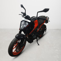 KTM Duke 200