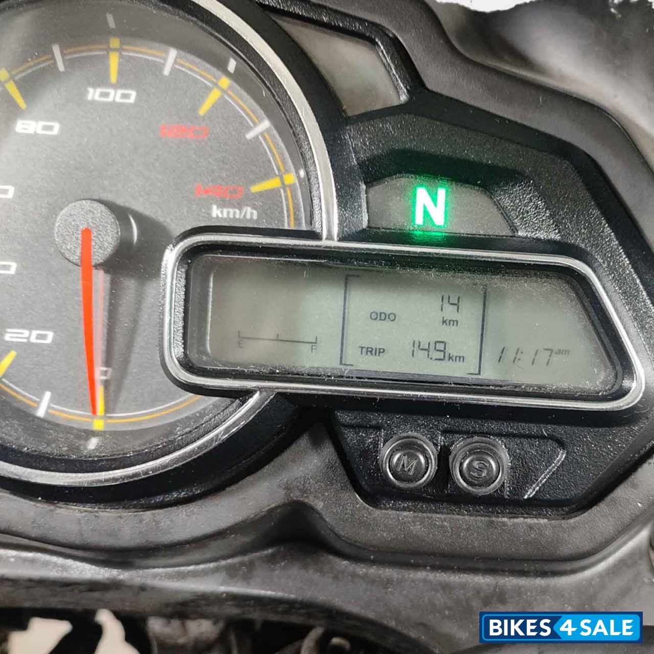 Bajaj Discover 150 F