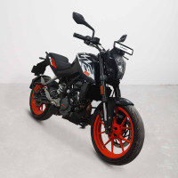 KTM Duke 125