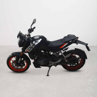 KTM Duke 125