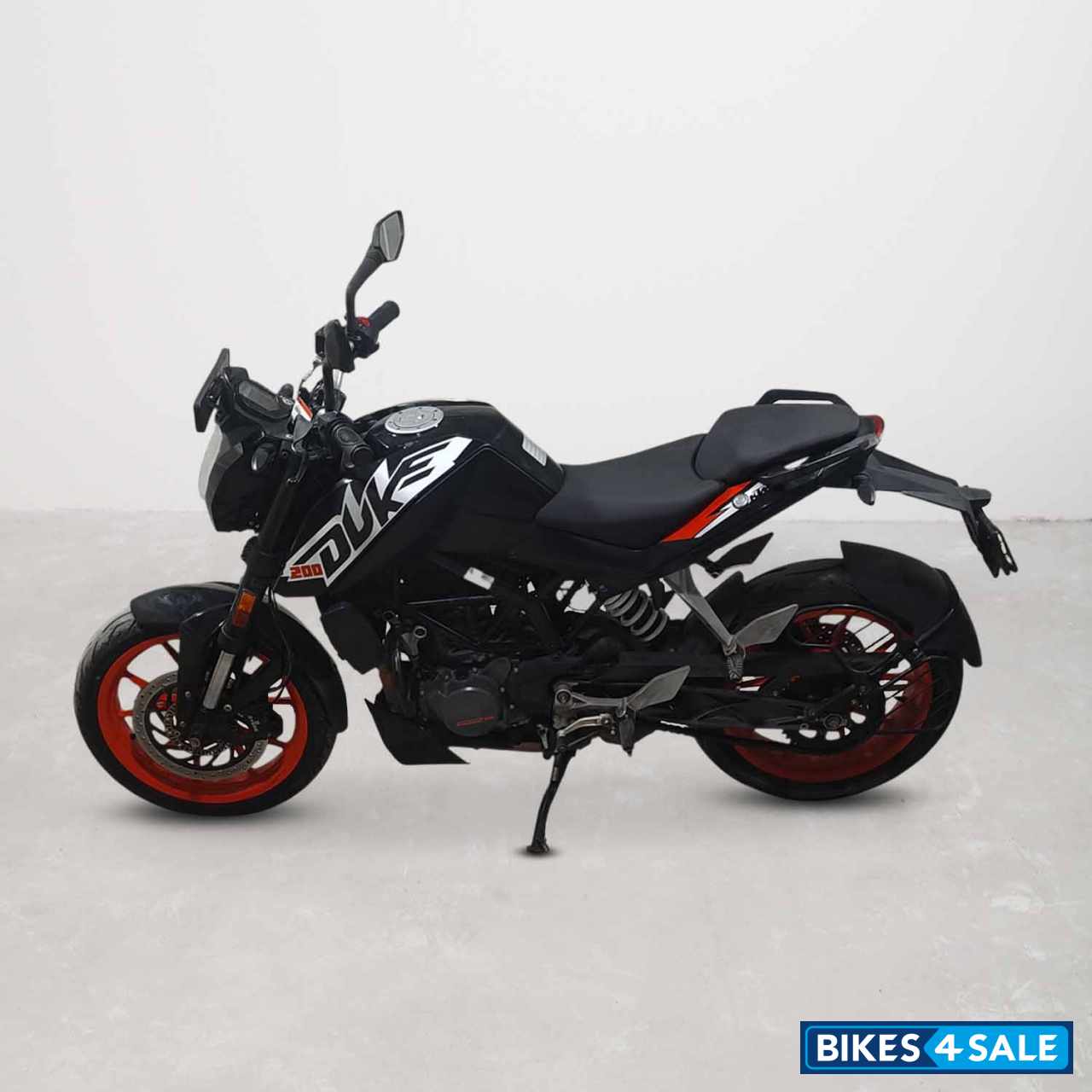 KTM Duke 125