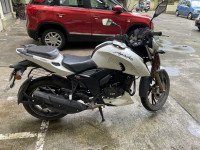 White TVS Apache RTR 200 Fi 4V