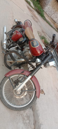 Royal Enfield Classic Classic 350 chestnut red