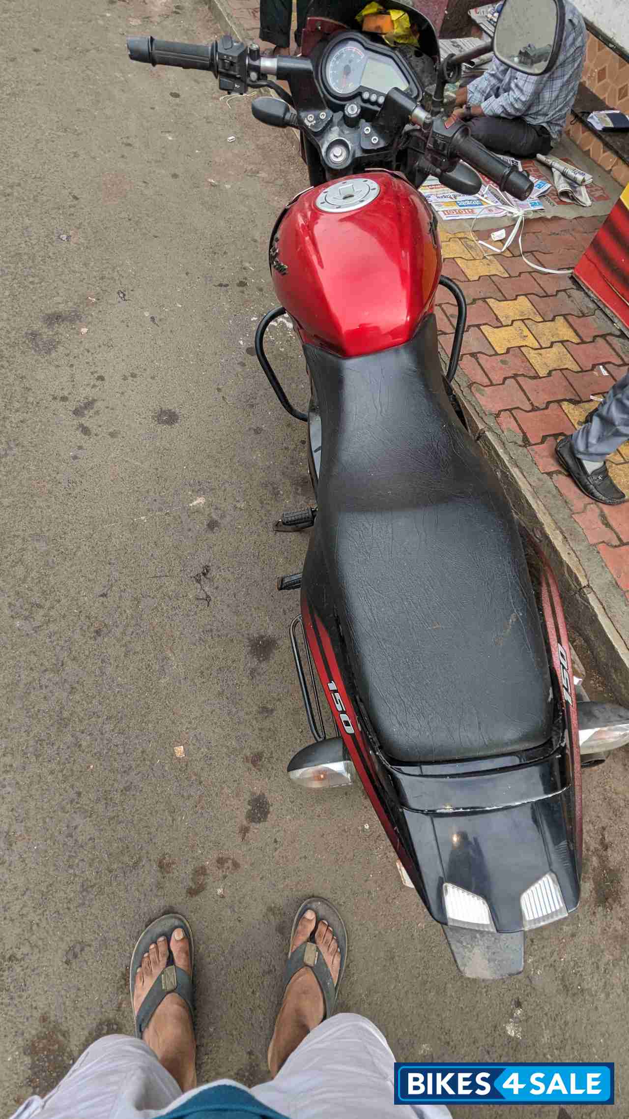 Red Bajaj Pulsar 150 DTSi